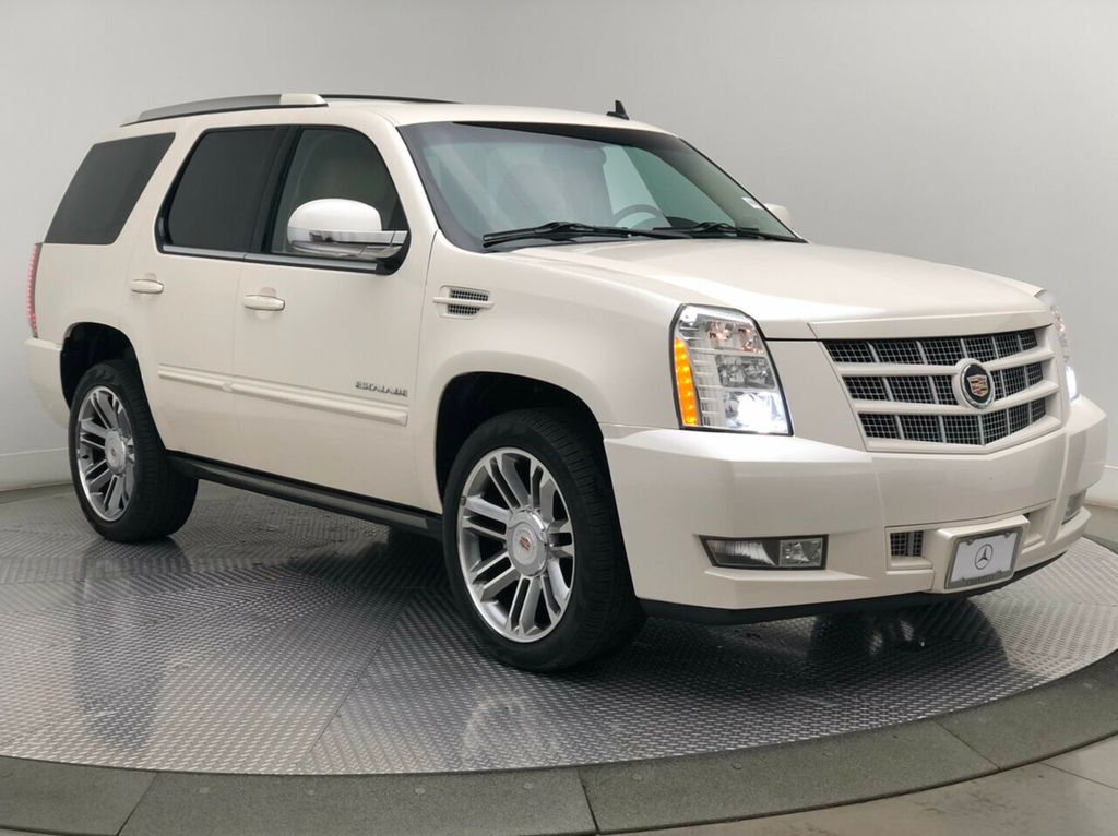 Cadillac escalade premium