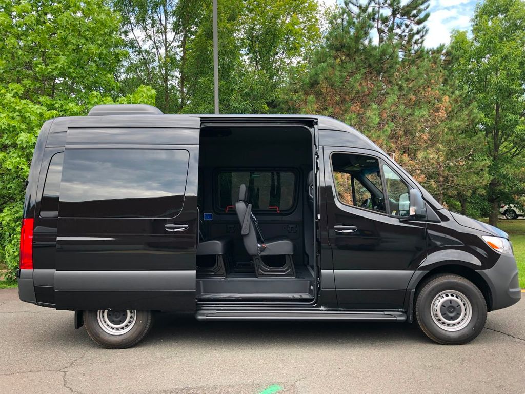 2018 mercedes passenger van