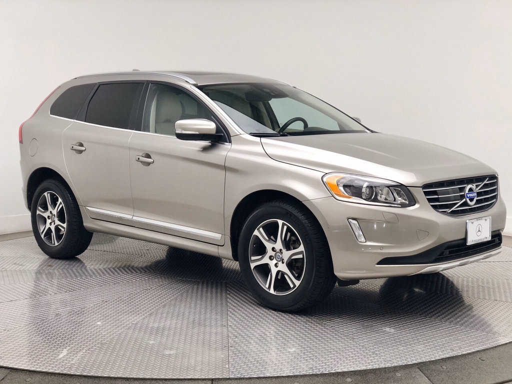 PreOwned 2015 Volvo XC60 2015.5 FWD 4dr T6 DriveE